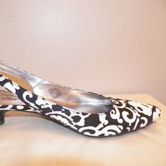 AK ANNE KLEIN i flex Kitten Heels Sz 6.5 M - Picture 4 of 7